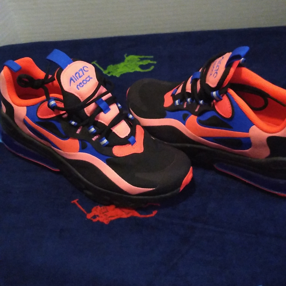 Air Max 270 React 5.5y Multi Color - image 1